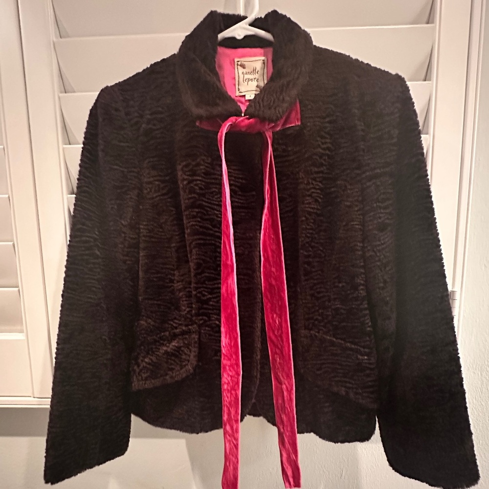 NANETTE LEPORE Velvet Ribbon Tie Neck Blazer!